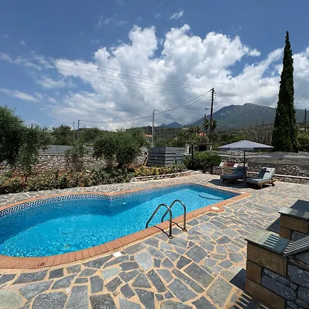 Tulipa Mani 1 - Cosy With Private Pool