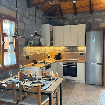 Tulipa Mani 1 - Cosy With Private Pool * Stoúpa