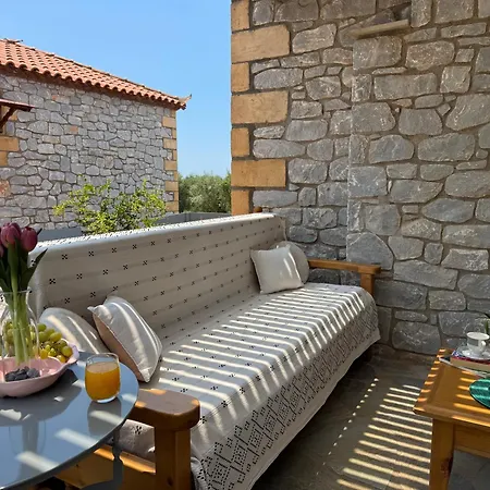 Tulipa Mani 1 - Cosy With Private Pool *