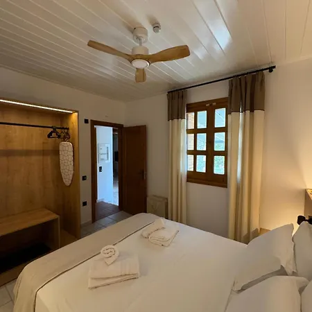 Casa vacanze Tulipa Mani 1 - Cosy With Private Pool