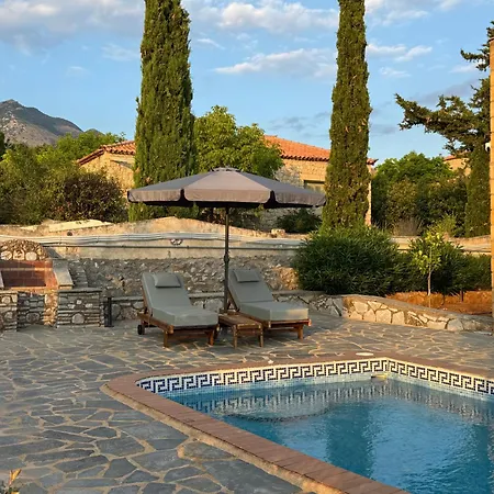 Tulipa Mani 1 - Cosy With Private Pool