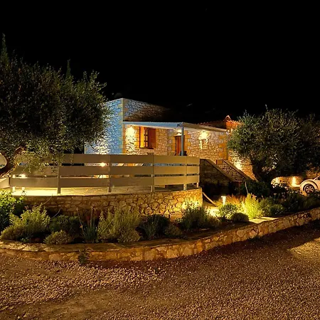 Tulipa Mani 1 - Cosy With Private Pool