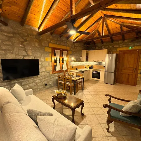 Tulipa Mani 1 - Cosy With Private Pool Casa vacanze *